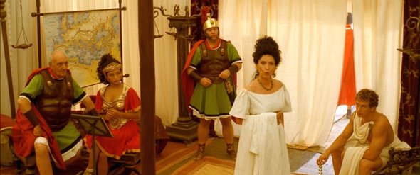 Victor Loukianenko als Brutus (re.).jpg