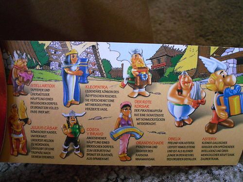 Gewinnspiel-Diorama '50 Jahre Asterix' (Ansicht 2).jpg